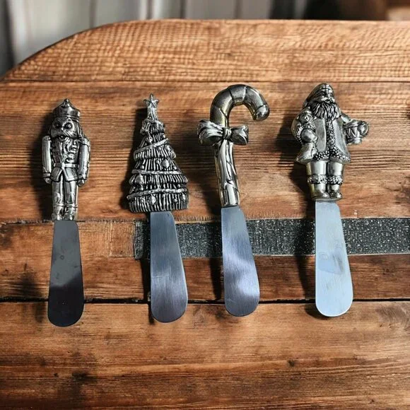 Wallace Christmas Spreader Set Of 4‎ Stainless Steel & Zinc Handles