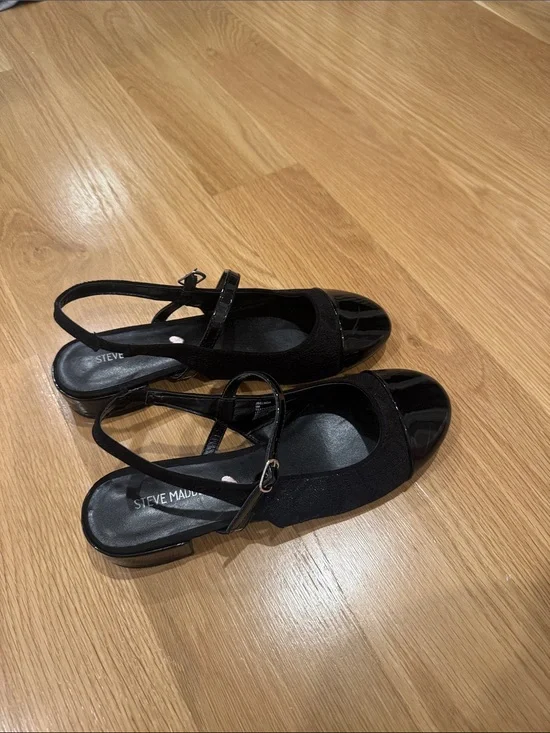 Steve Madden Black Slingback Flats with Patent Toe and Mary Jane Strap