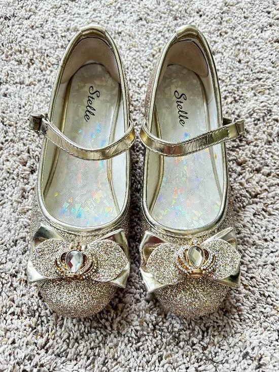 Stelle Gold Sparkle Shoes Size 2