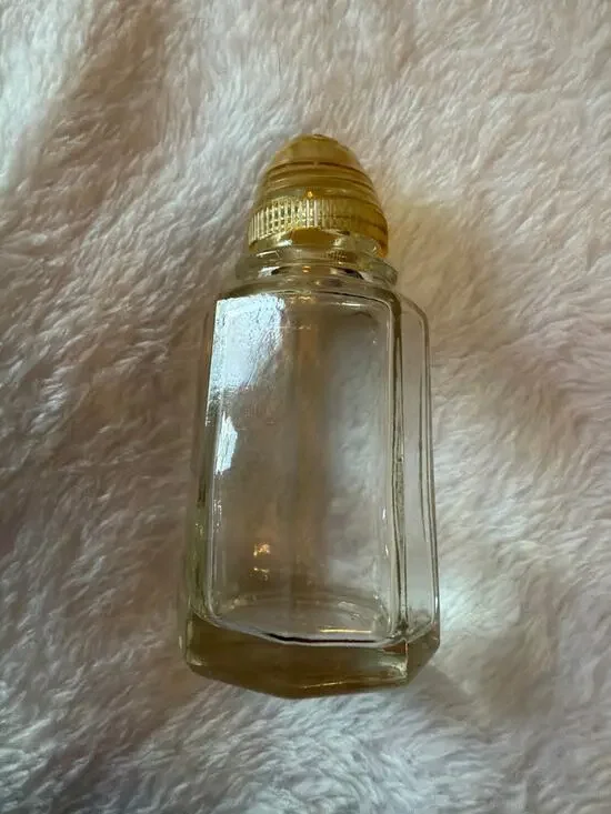 Vintage Clear Glass Salt Shaker Gold Plastic Lid Octagon Spice Jar 3.5