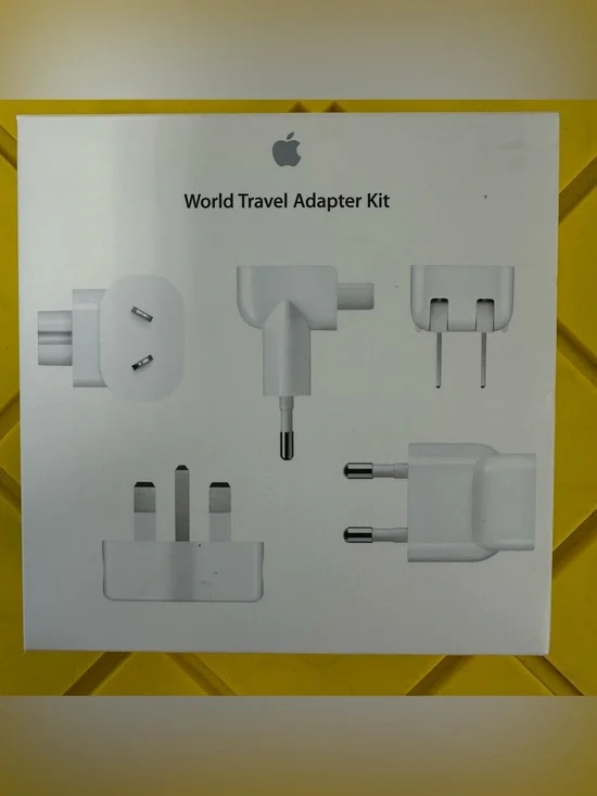 Apple World Travel Adapter Kit White Model MD837AM/A