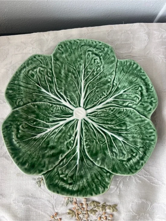Bordalo Pinheiro Cabbage Dinner Plate