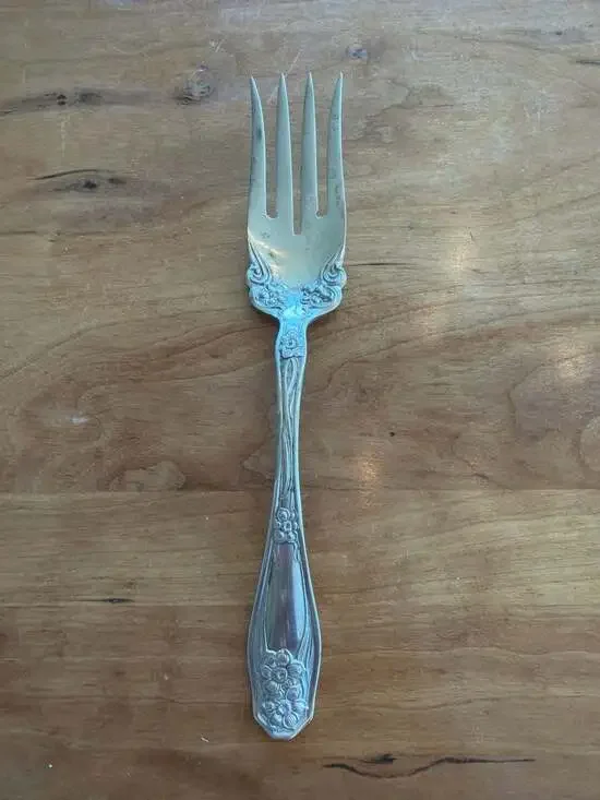 Vintage Rogers Nickel Silver‎ Narcissus Pattern Cold Meat Serving Fork