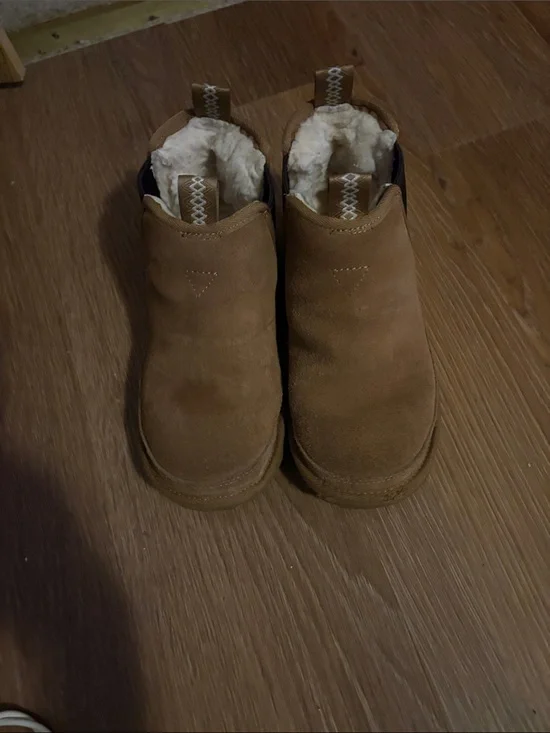 UGG Kids Chestnut Brown Shearling-Lined Slip-On Rain & Snow Boots