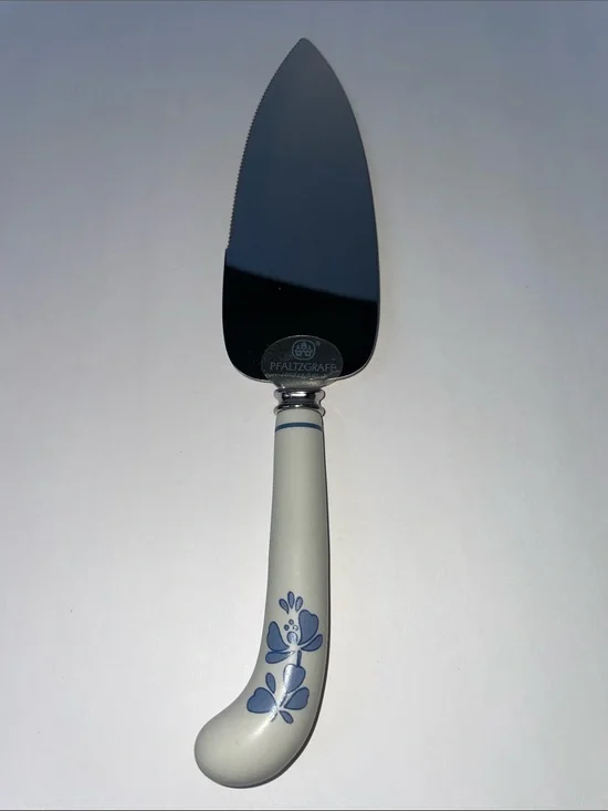 NIB Pfaltzgraff White Ceramic Handle Cake Server with Blue Floral Accent