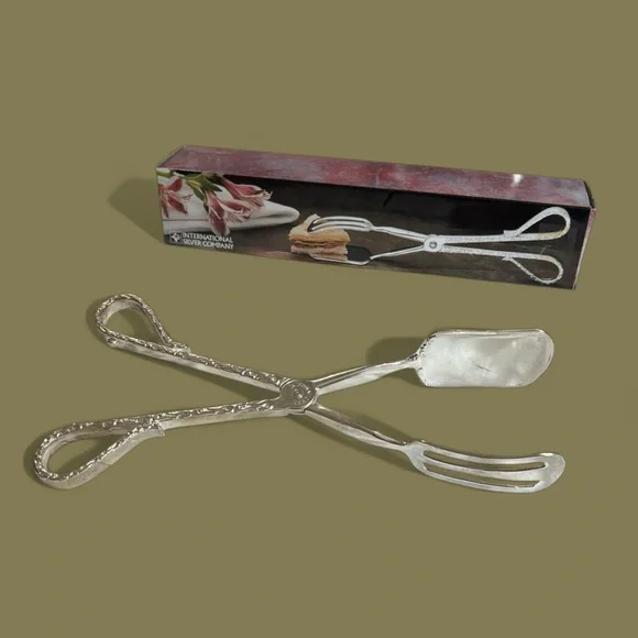 Vintage International Silver Company Silverplated Serving Tongs NIB