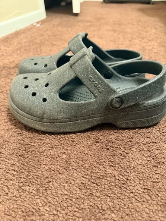 CROCS Kids Gray Glitter Classic Clog Sandals