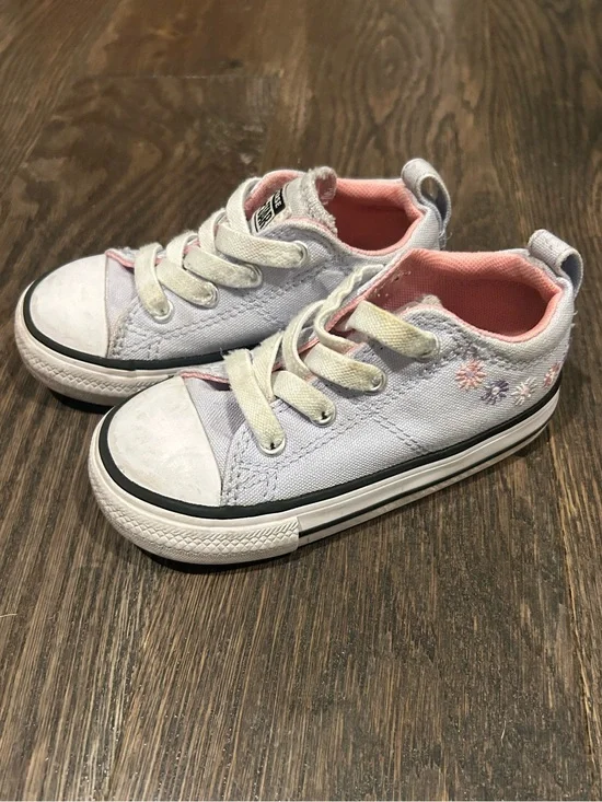 Converse Kids Lavender Sneakers with Floral Embroidery Toddler 7