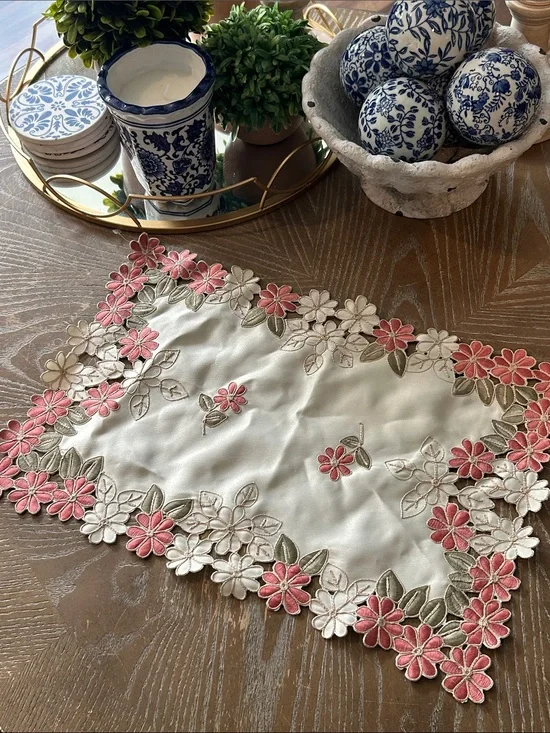 NEW! Shabby Chic Vintage Inspired Embroidered Floral Lace Centerpiece