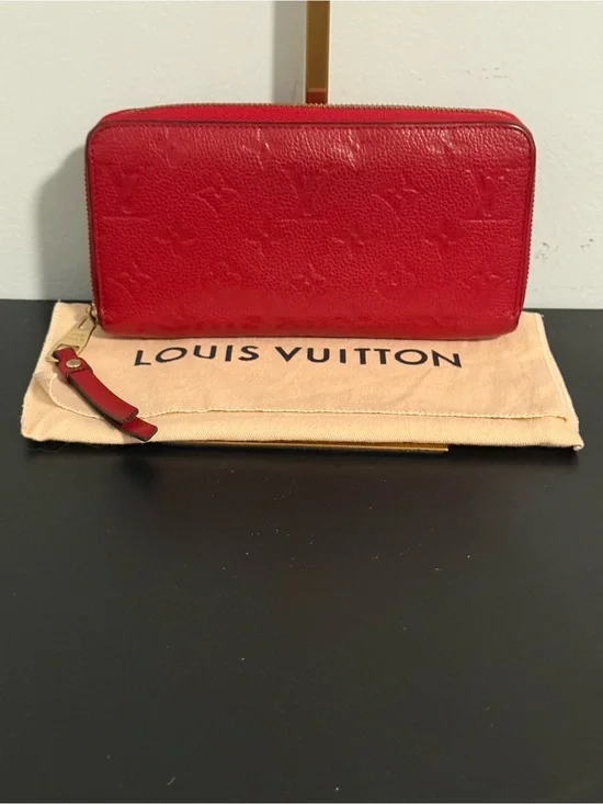 Louis Vuitton Emprient Raspberry Embossed Monogram Zip wallet w/Dust Bag & COA!