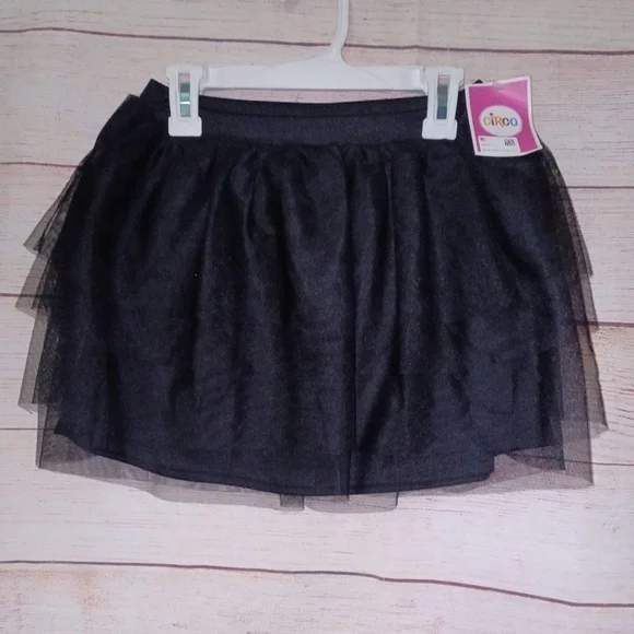 CIRCO‎ kids girl black skirt 7/8 New