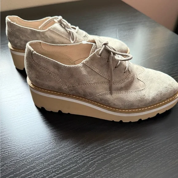 Donald Pliner Taupe Suede Platform Oxford Lug Sole Shoes 8.5