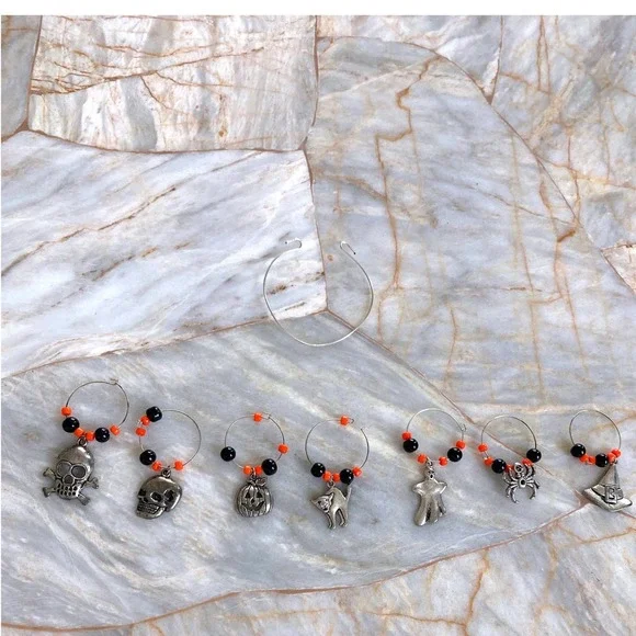 Halloween Wine Glass Charms Set 7pc Skull Ghost Cat Pumpkin Spider Witch Hat