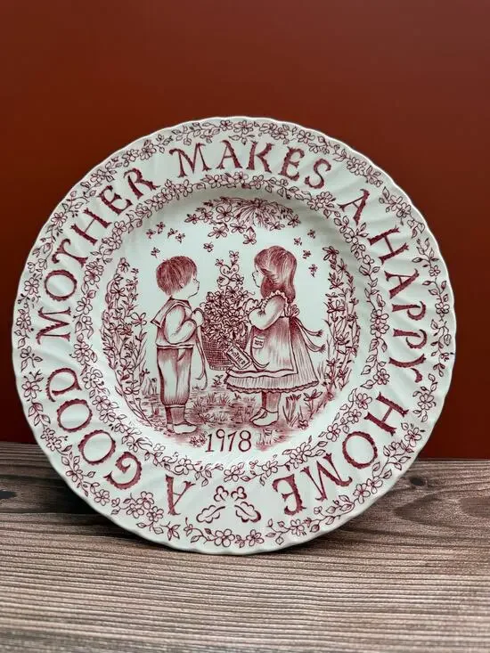 Vintage 1978 A Good Mother Makes a Happy Home 9