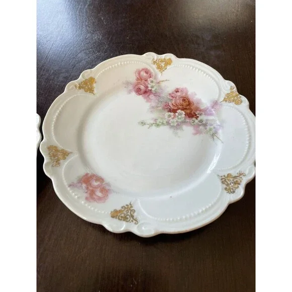 Set Of 4 Piece Saucer Set. Gold Details. Pink, Purple, Green And Brown.