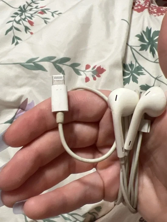 Apple White EarPods with Lightning Connector