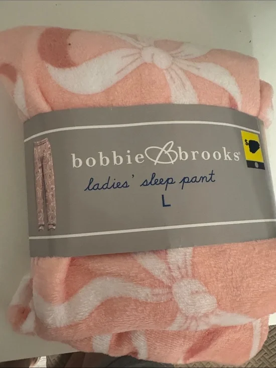 Bobbie Brooks Peach and White Floral Ladies' Sleep Pants