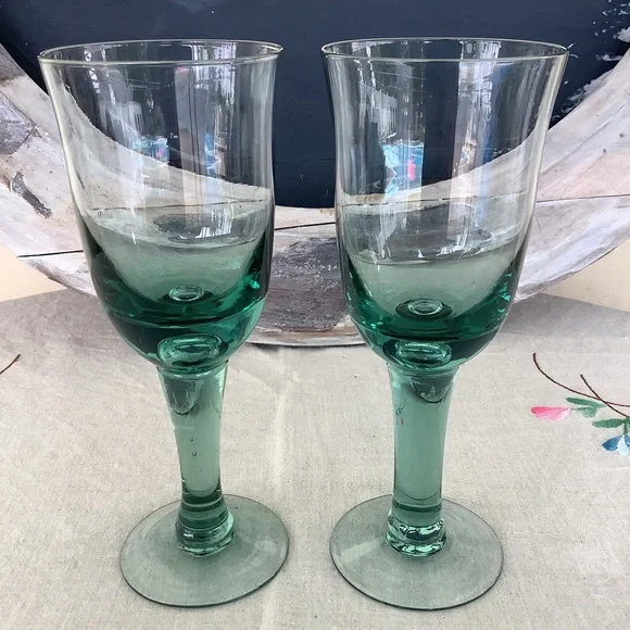 Vintage La Mediterranea Water Wine Handblown 2 Glasses Sea Green Tint
