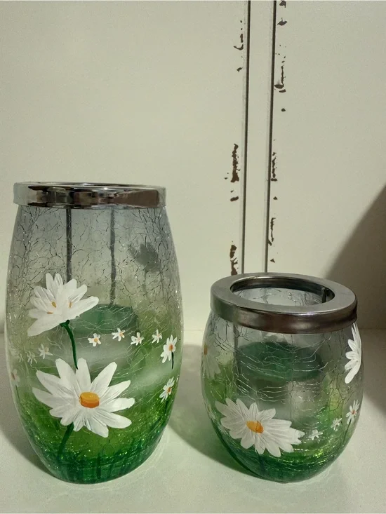 Yankee Candle Daisy Crackle Tealight Holder - set of 2 Approx 5”&3”