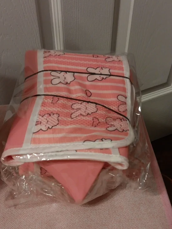 Pink Bunny Print Bathtub Splash Guard