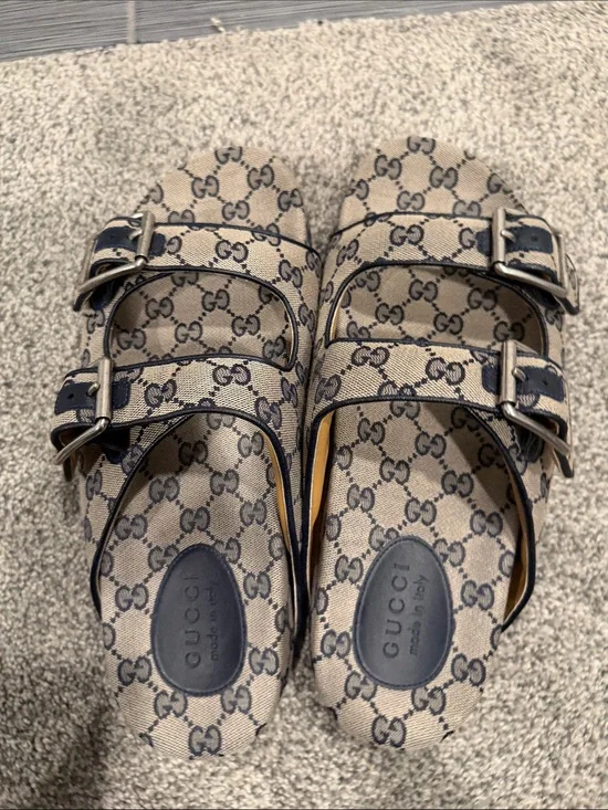 Gucci  Beige GG Canvas Double-Buckle Sandals with Navy Trim. Men’s size 11