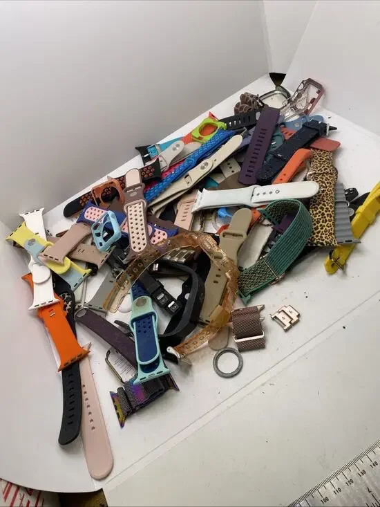 3 Lb Lot Of Apple Watch Bands And Fitbit Smart Watch Bands
