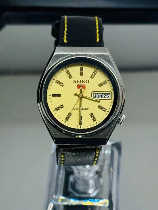 Vintage Seiko 5 Automatic 7009-6009 Day Date 36mm Japan Men’s Watch Running