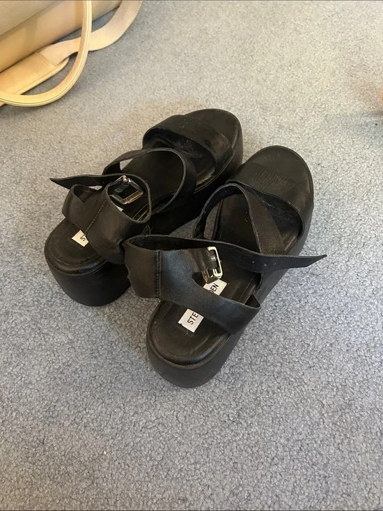 Steve Madden Black Platform Buckle Sandals