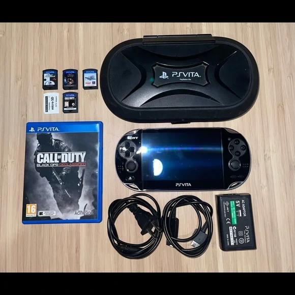 Sony play station vita  pch-1101 black color