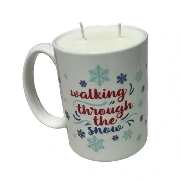 Christmas Wreath Scented Candle Handmade 18 oz White Snowflake Coffee Mug