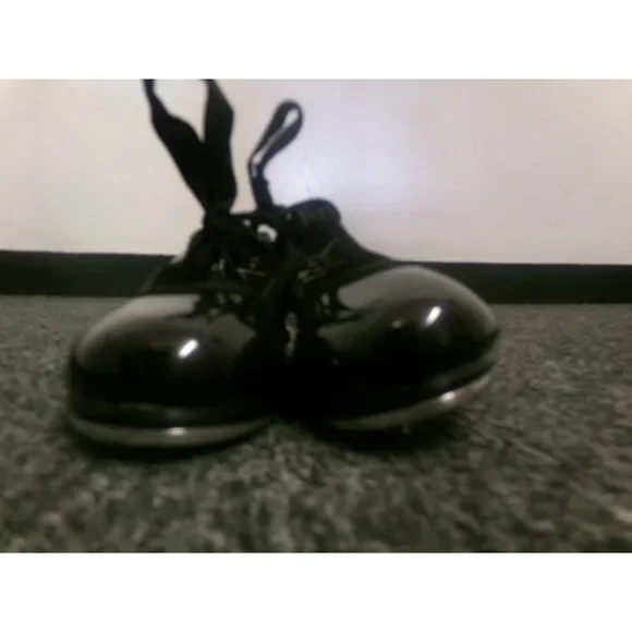 Pre-Owned Dance Tap Shoes Capezio Big Kids 9M Tyette Man Made Elastic Student