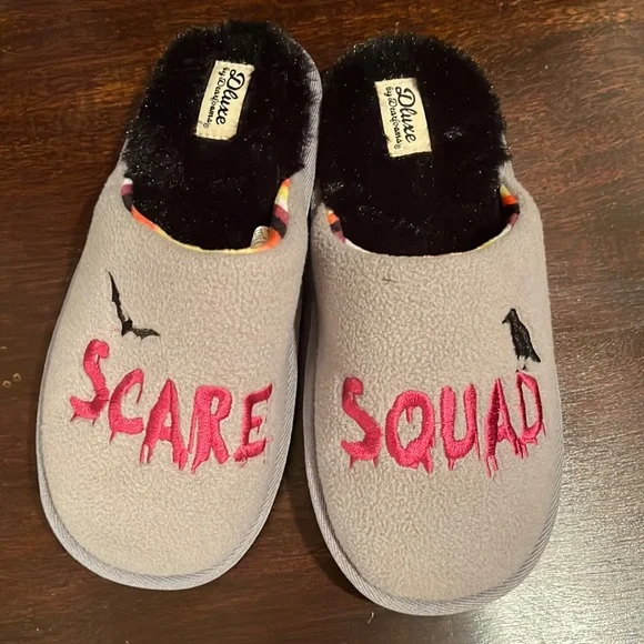 👻 NEW HALLOWEEN Scare Squad Dluxe by Dearfoams slippers youth Kids sz 2/3