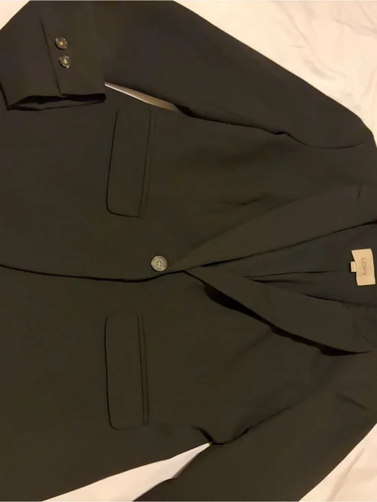 LOFT Black Women’s Tailored Jacket
