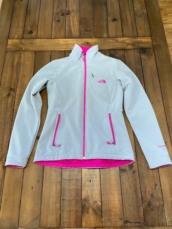 The North Face Apex Bionic Softshell - Grey & Pink Gorpcore essential!‎ 🌬️