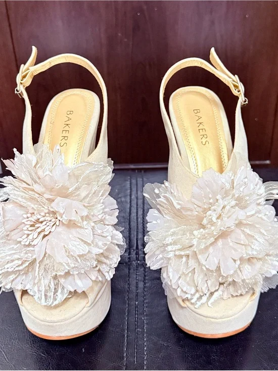 Bakers Beige Floral Slingback Platform Sandals