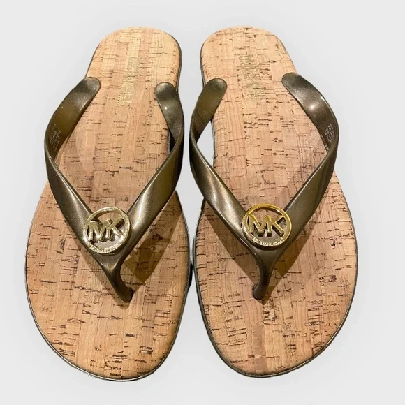 ❄️ 5/$25 Michael Kors Jet‎ Set Cork Flip Flops Size 6