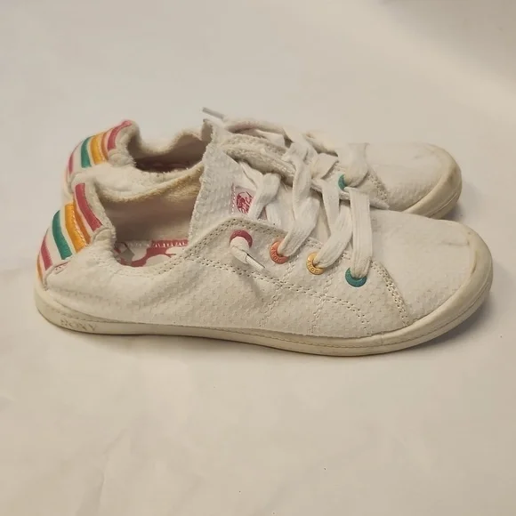 Roxy Shoes Size 4 Has Spots