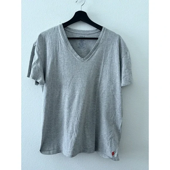 Polo Ralph Lauren men's V-neck t-shirt in a size Large (L/G/G).