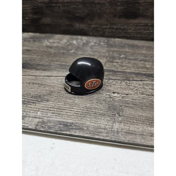 VINTAGE Ferrari Stp Nascar Indy‎ MINI  HELMET GUMBALL VENDING MACHINE 2