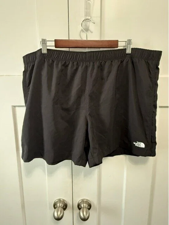 The North Face Men's shorts running black size 2XL