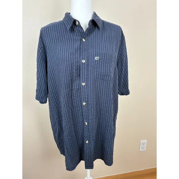 The North Face Shirt Men's Large Short Sleeve Blue White Stripe Button Up Hiking