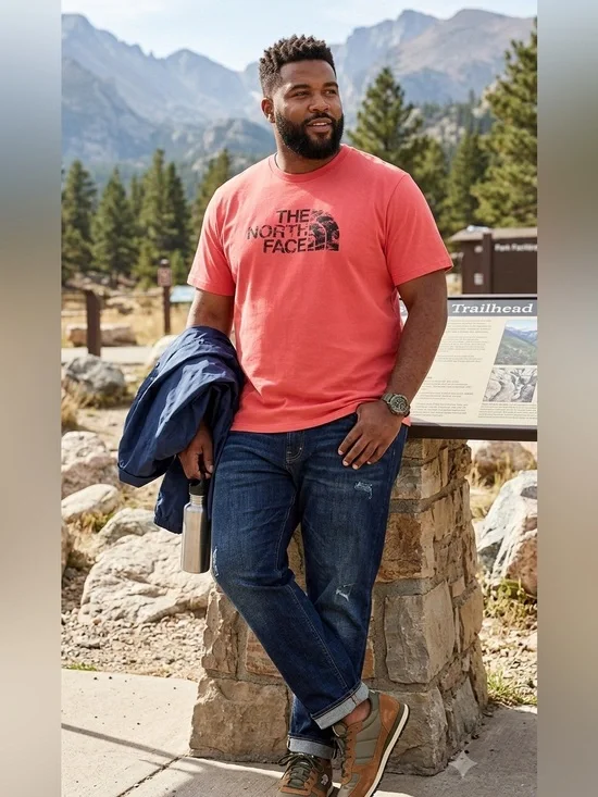 The North Face Coral Crewneck Tee with Black Logo XL