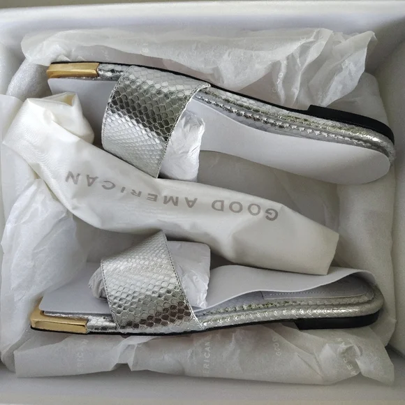 Good American Standout Slide Sandals Silver Snake 7.5 NIB
