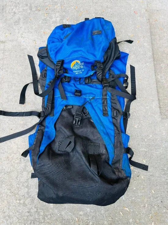 Vintage Lowe Alpine Contour IV internal frame hiking backpack