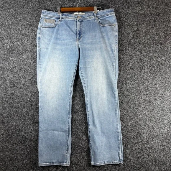 Levis 512 Perfectly Shaping Straight Leg Jeans Light Wash Plus Size 22W Stretch