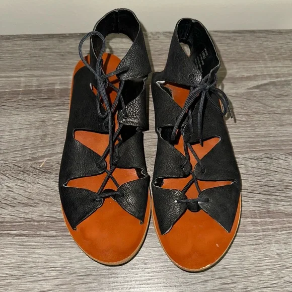 Lucky‎ Brand Hipsta Black Sandals