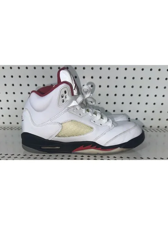 Air Jordan 5 Retro GS White Fire Red 2020 Boys Youth Basketball Shoes Size 6.5Y