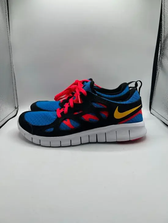 Nike Free RN 2 GS “Black Multi” size 6y/7.5 women’s