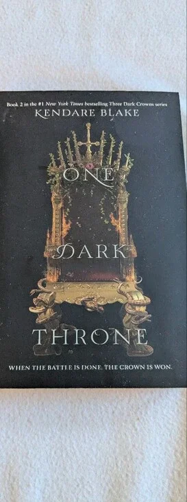 One Dark Throne: Three Dark Crowns #2 Kendare Blake Paperback