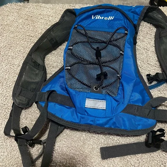 Vibrelli Water Hydration Bag/Backpack 2.0L, W/Adjustable Straps & Cargo Net Blue